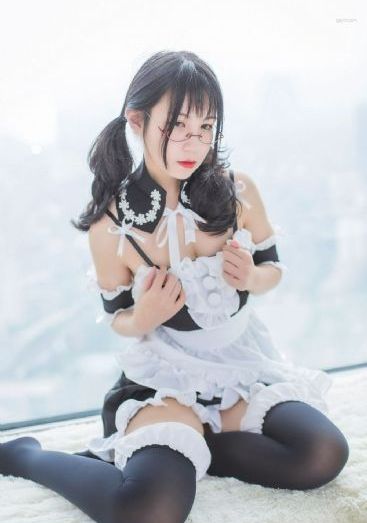 日韩av无码在线播放第一季_HD动漫免费观看