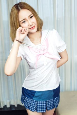 美女丝袜穿什么鞋子_BD国语HD高清在线观看